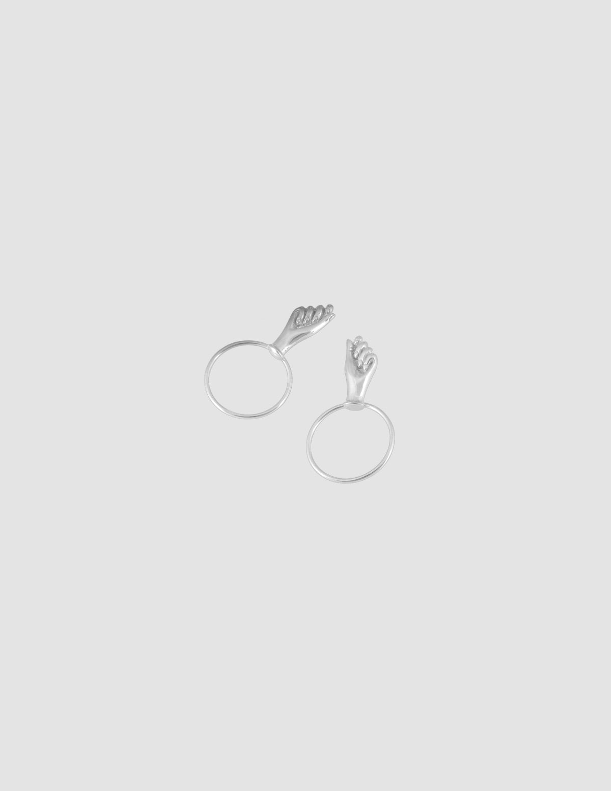 material:silver;