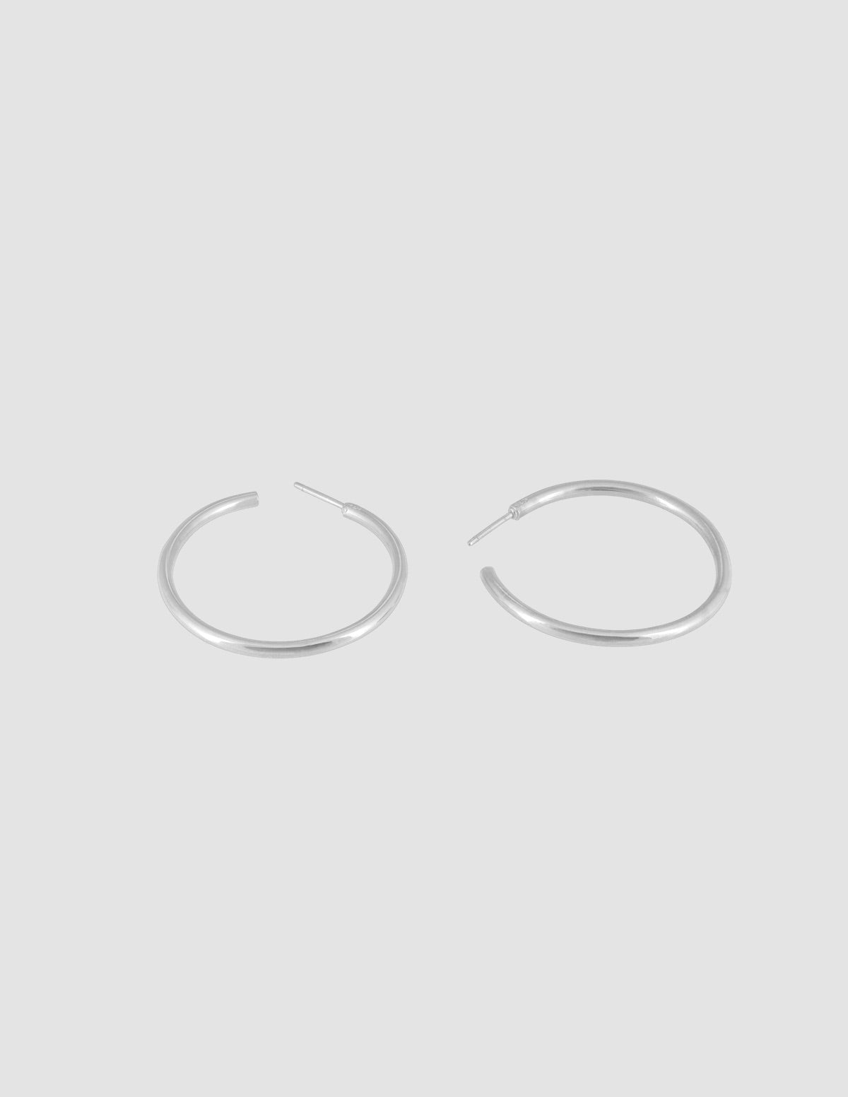 material:silver;