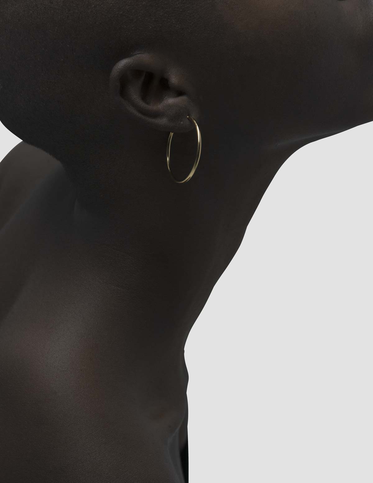 material:gold;