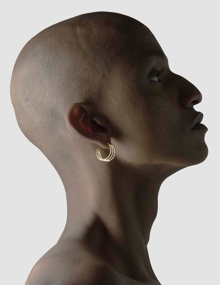 material:gold;