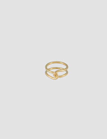 material:gold;