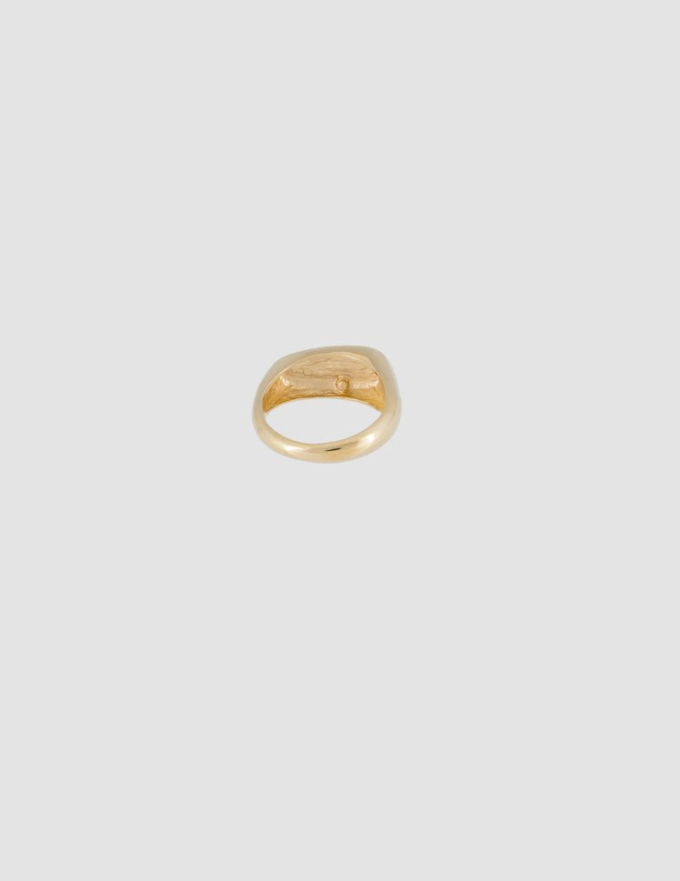 material:gold;