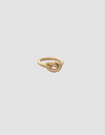 material:gold;