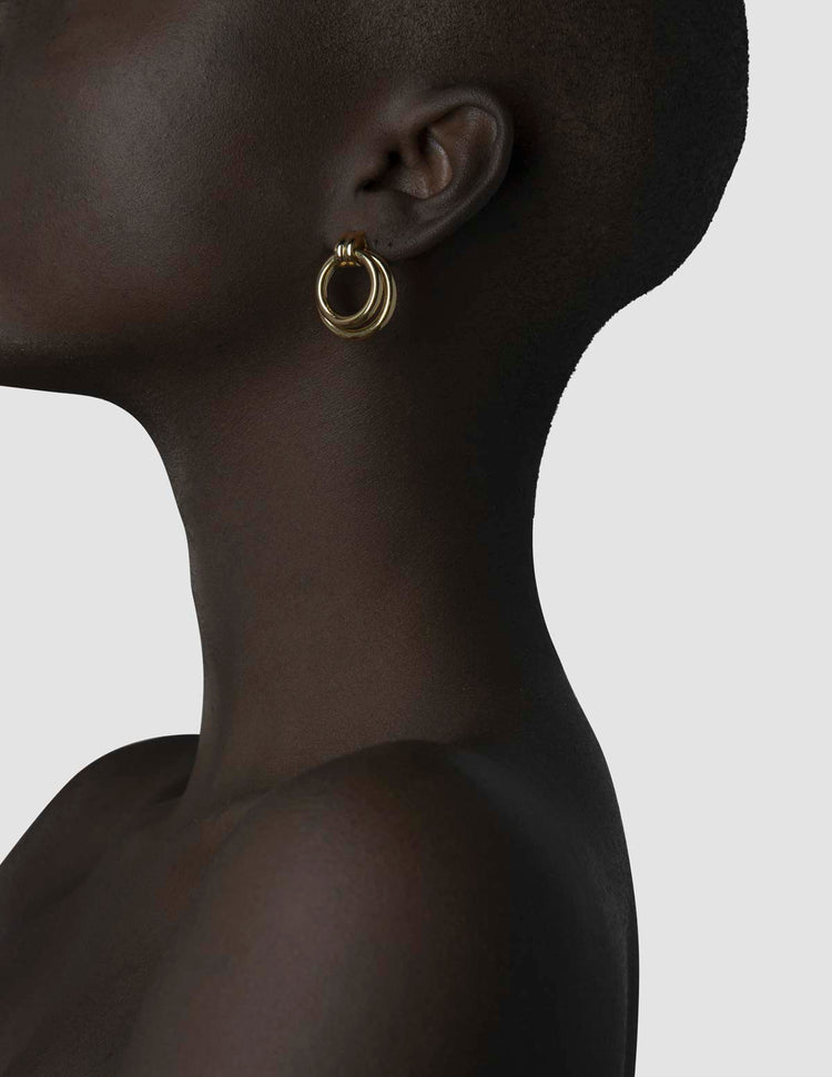 material:gold;