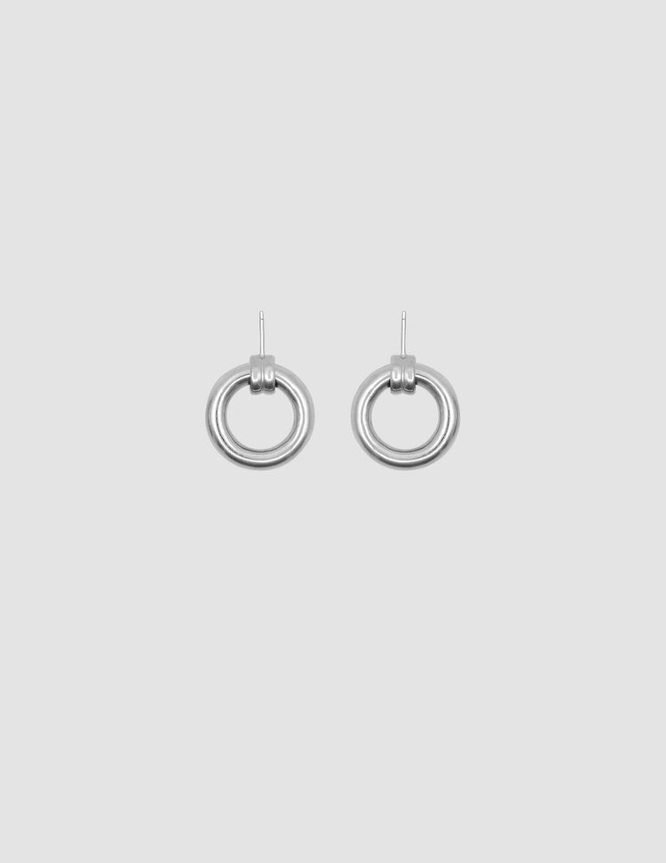 material:silver;