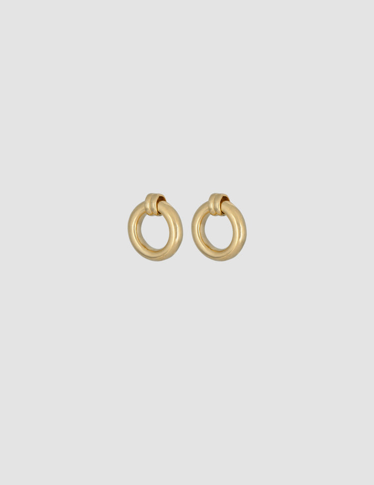 material:gold;