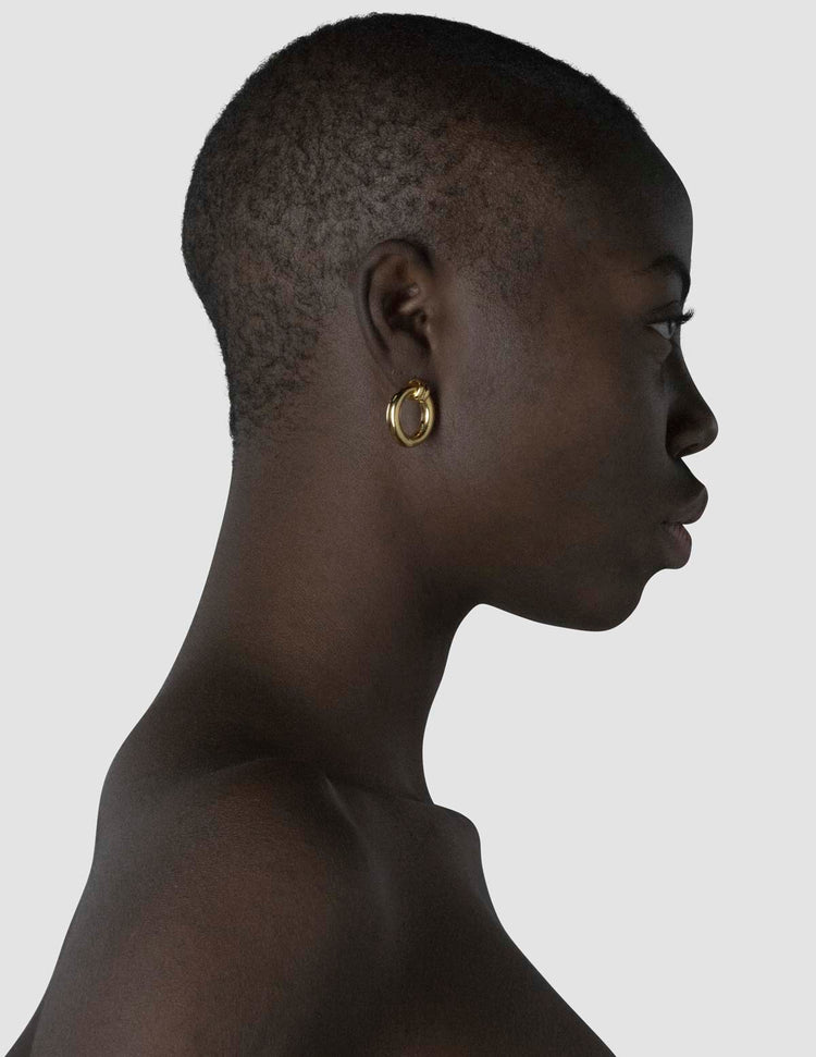 material:gold;