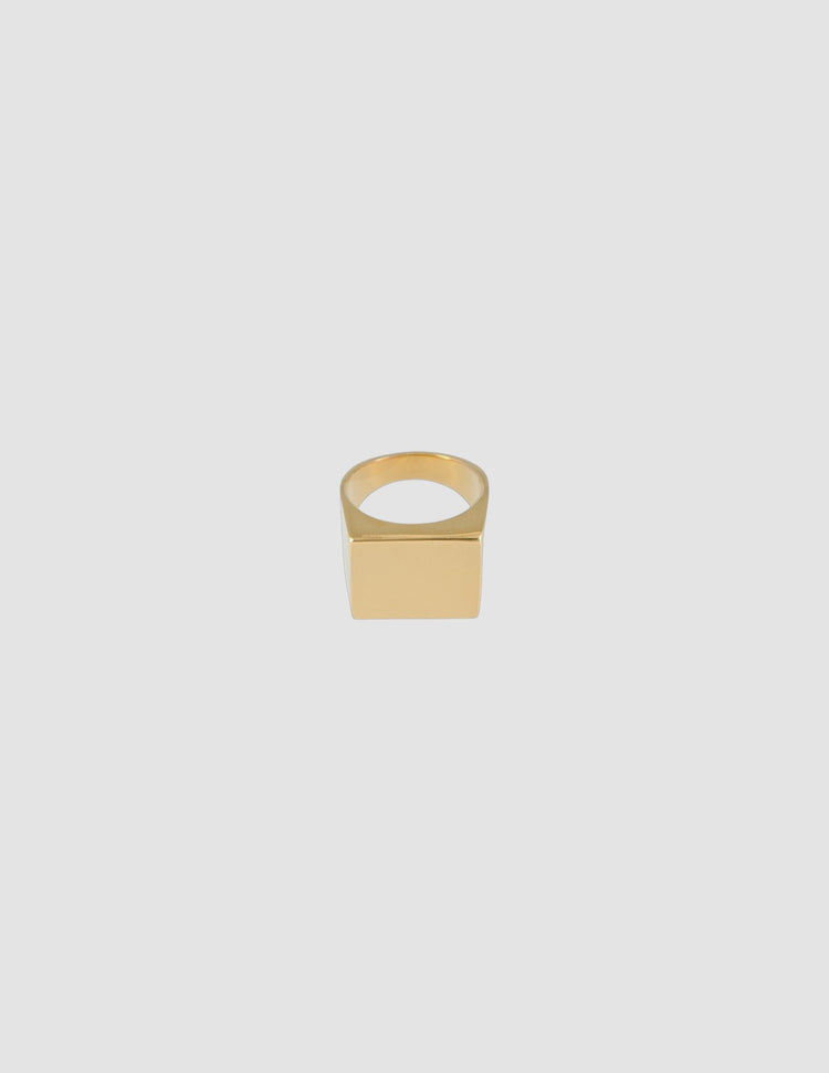 material:gold;