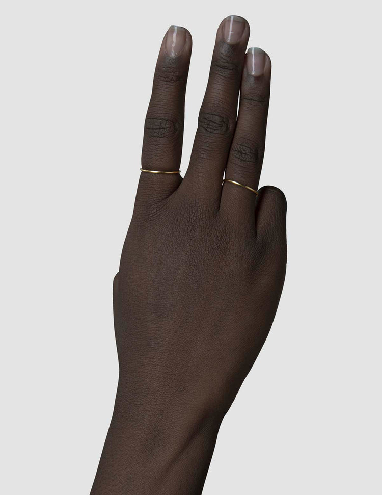 material:gold;