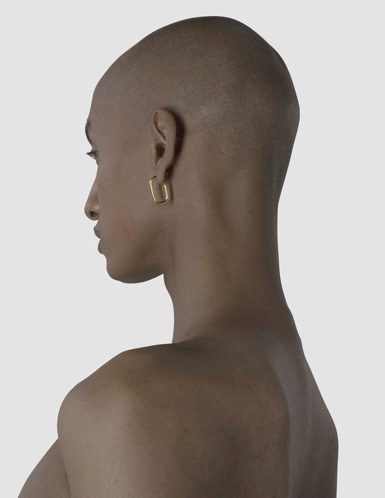 material:gold;