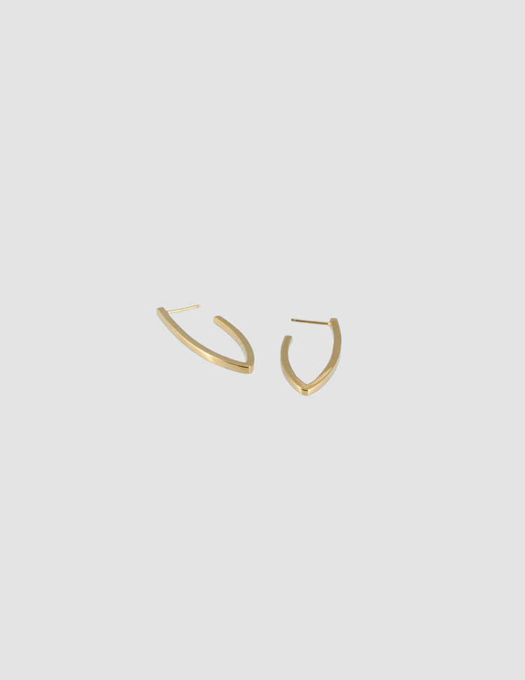 material:gold;