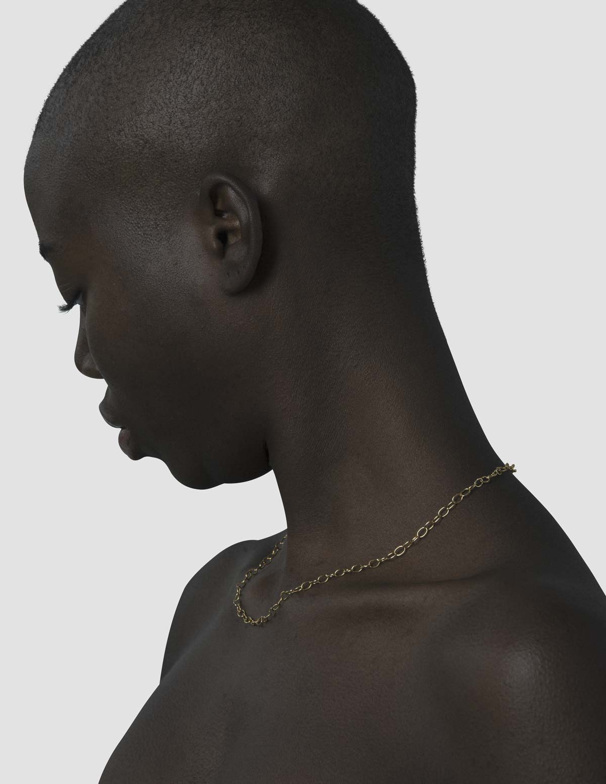 material:gold;