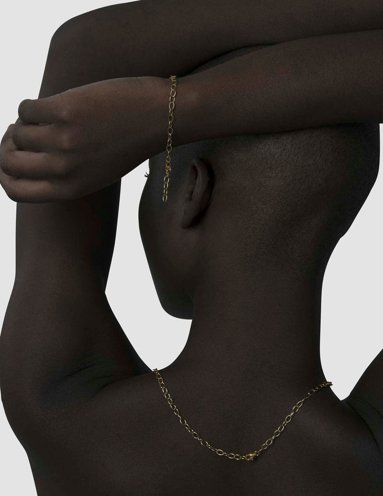 material:gold;